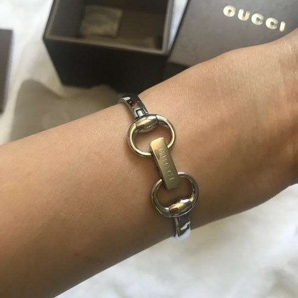 **SOLD** Authentic Gucci watch - Picture 4 of 4
